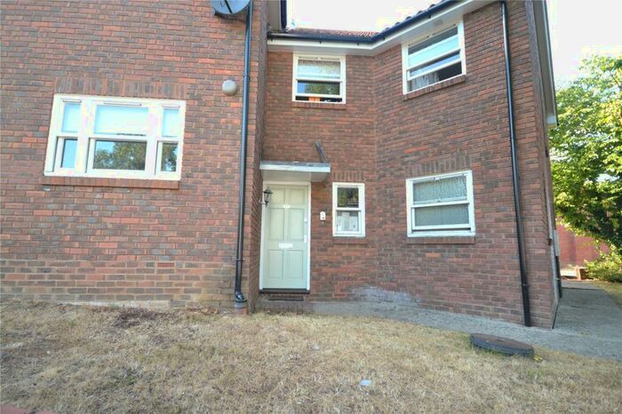 1 Bedroom Apartment To Rent In Godfrey Way, CM6