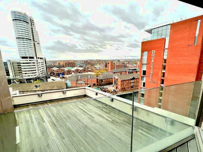 3 Bedroom Apartment To Rent In Watermans Place, Granary Wharf, Leeds, LS1
