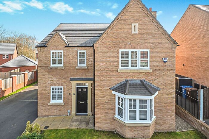 4 Bedroom Detached House For Sale In Moss Green Close, Standish, Wigan, WN6