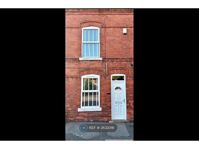 3 Bedroom Terraced House To Rent In Eastwood St, Nottingham, NG6