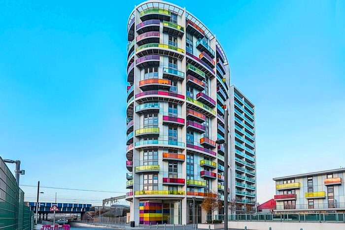 1 Bedroom Flat To Rent In Warton Road, London, E15