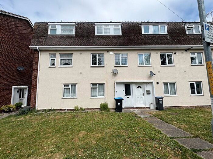 2 Bedroom Maisonette To Rent In Woodford Court, Birchington, CT7