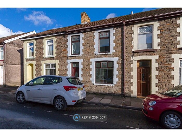 3 Bedroom Terraced House To Rent In Middle Street, Pontypridd, CF37