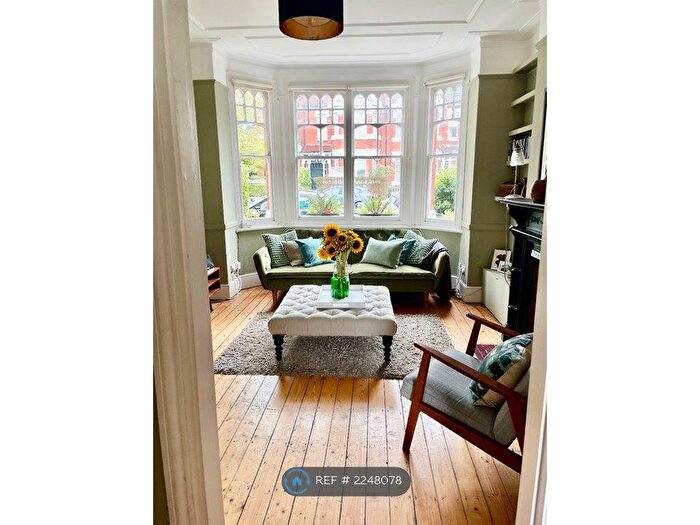 1 Bedroom Flat To Rent In Muswell Hill / Alexandra Park, London, N22