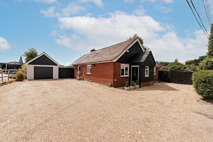 4 Bedroom Detached Bungalow For Sale In Highstreet Road, Hernhill, ME13