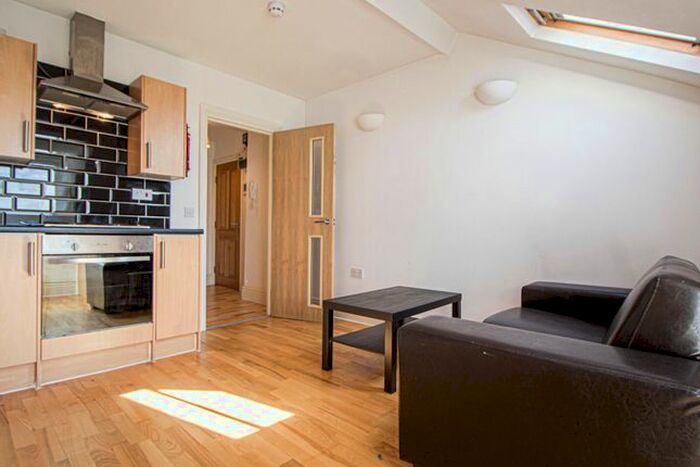 1 Bedroom Flat To Rent In Apt, Hyde Terrace #, LS2