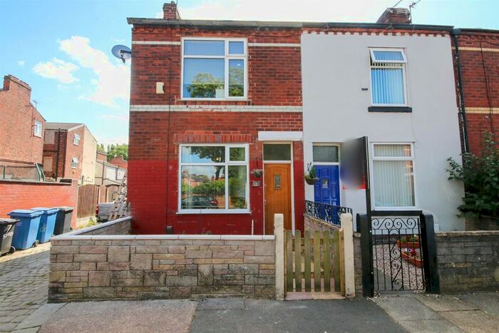 2 Bedroom End Terrace House To Rent In Stelfox Street, Eccles, M30