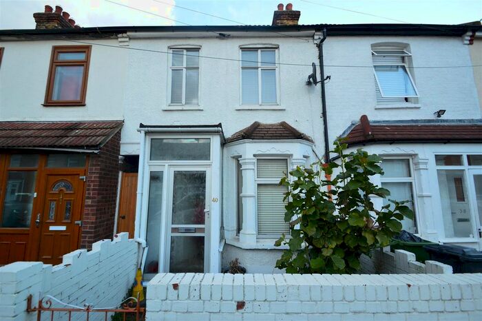2 Bedroom Property To Rent In Devon Road, Barking, IG11