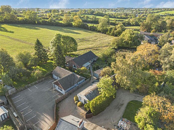 3 Bedroom House For Sale In Kilworth Road, Husbands Bosworth, Lutterworth, LE17