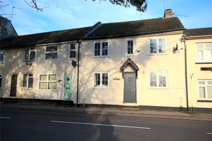 3 Bedroom Terraced House To Rent In Christchurch Road, Ringwood, Hampshire, BH24