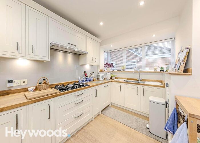 2 Bedroom Detached Bungalow For Sale In Delamere Grove, Trentham, Stoke-On-Trent, ST4