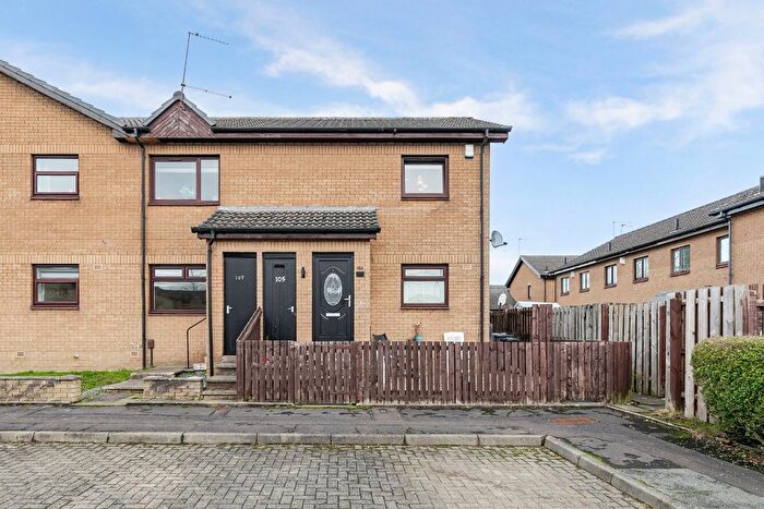 2 Bedroom Flat For Sale In Greenlaw Crescent, Paisley, Renfrewshire, PA1