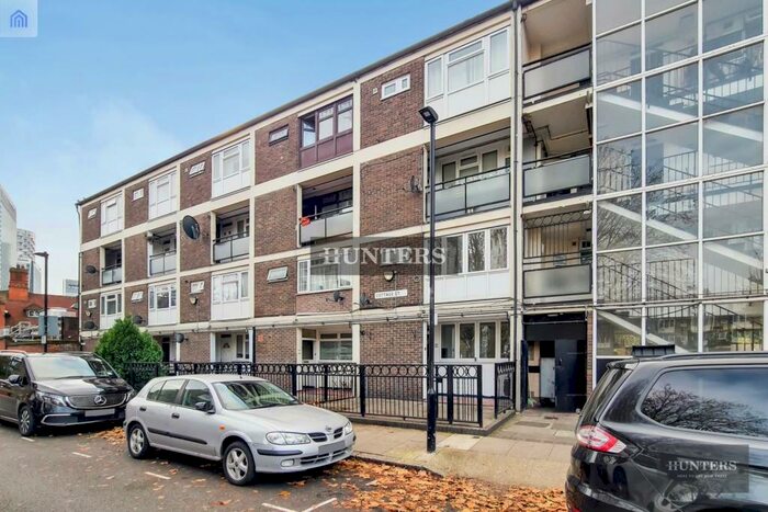 3 Bedroom Duplex To Rent In Cottage Street, London, E14
