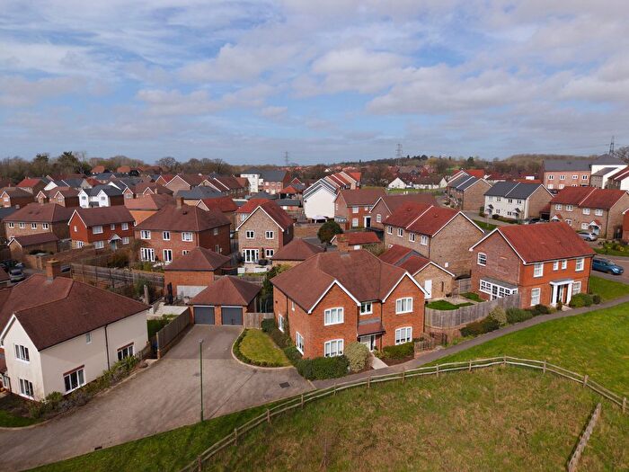 5 Bedroom Detached House For Sale In Barnfield, Billingshurst, RH14