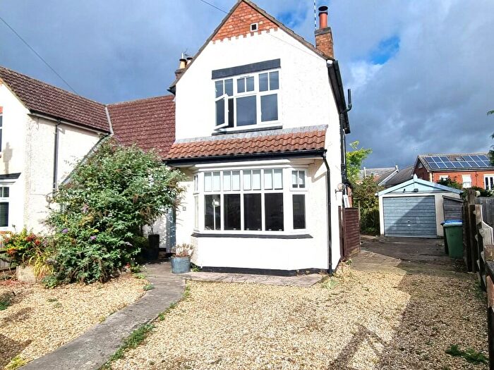 3 Bedroom Semi-Detached House To Rent In Nithsdale Crescent, Market Harborough, Leicestershire, LE16