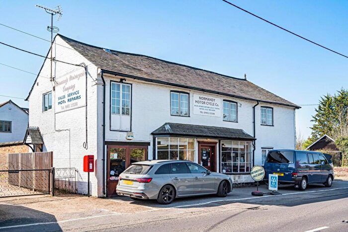 2 Bedroom Maisonette To Rent In Guildford Road, Normandy, GU3