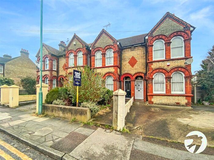 3 Bedroom House To Rent In Nelson Road, Gillingham, Kent, ME7