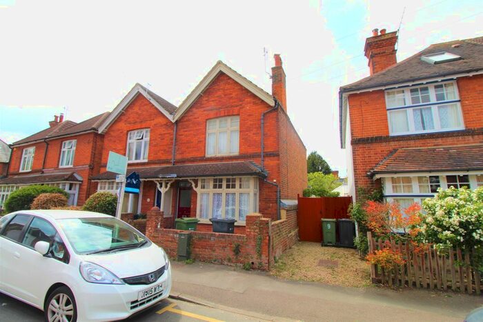 4 Bedroom Semi-Detached House To Rent In Falcon Road, Guildford, GU1