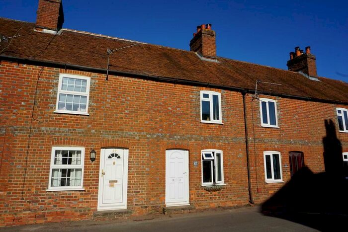 2 Bedroom Terraced House To Rent In High Street, Kintbury, RG17