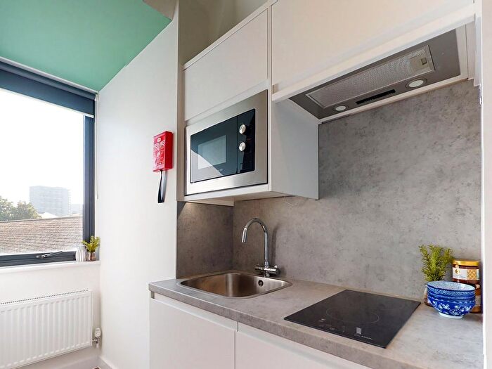 Studio To Rent In Apt, Castello Court #, W9