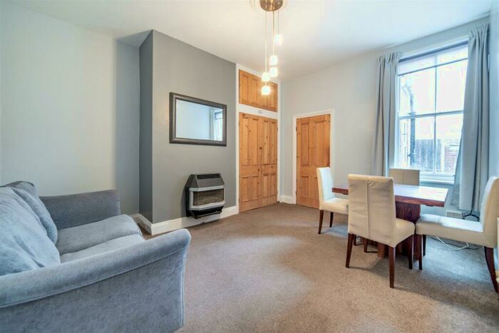 2 Bedroom Flat To Rent In Fairfield Road, Jesmond, NE2