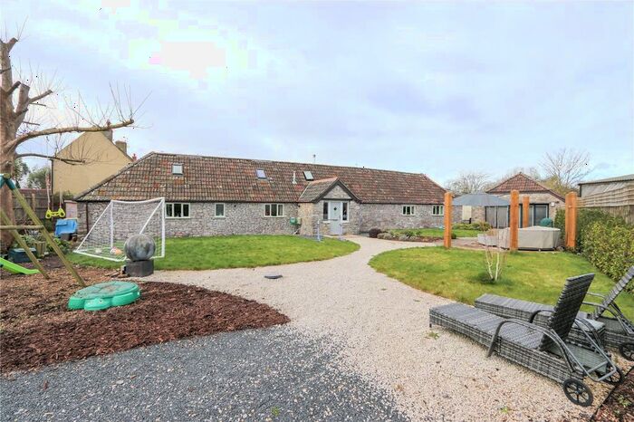 5 Bedroom Barn Conversion For Sale In Pilning Street, Pilning, Bristol, South Gloucestershire, BS35