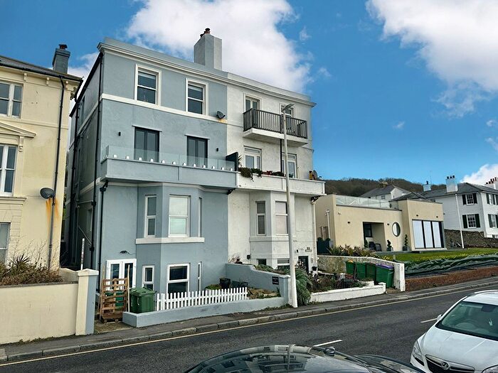 2 Bedroom Flat To Rent In Sandgate Esplanade, Sandgate, CT20