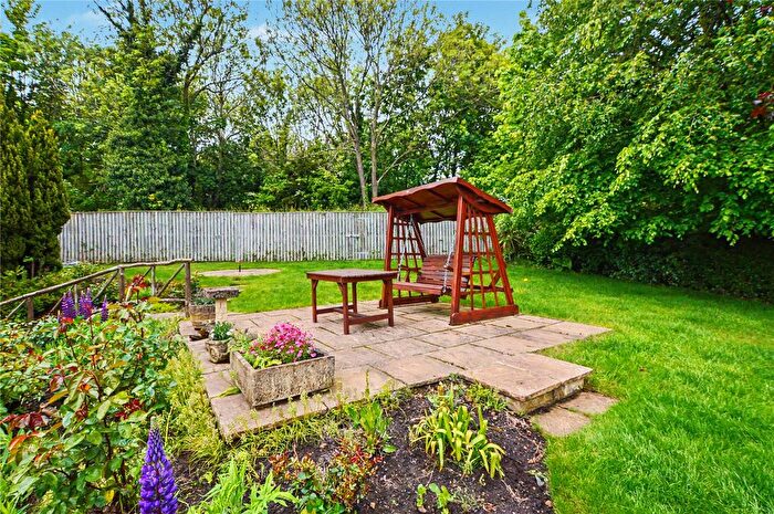 4 Bedroom Detached House For Sale In Wharfe Grange, Wetherby, West Yorkshire, LS22