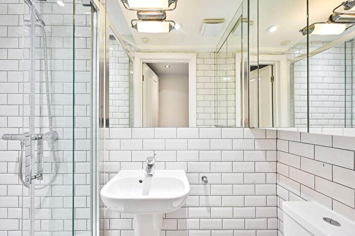 Studio To Rent In Gloucester Place, Marylebone, London, NW1