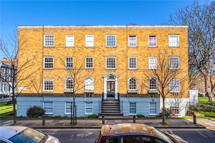 2 Bedroom Apartment For Sale In Prior Bolton Street, Highbury Corner, London, N1