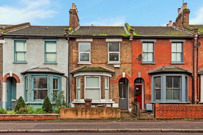 4 Bedroom Terraced House To Rent In Kenworthy Road, London, E9
