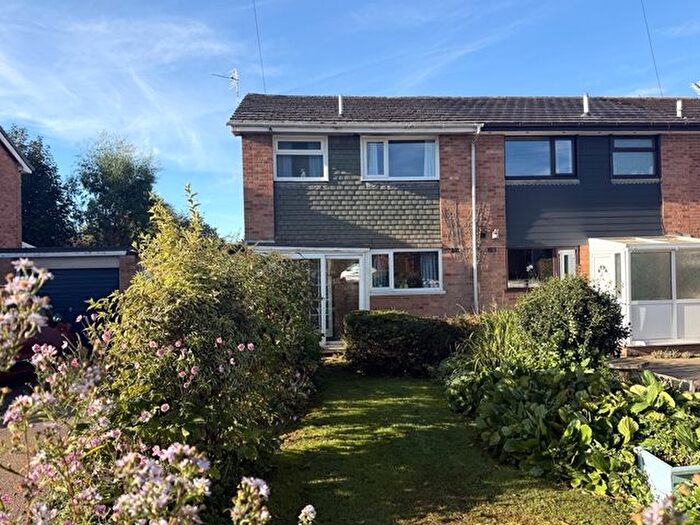 3 Bedroom Semi Detached House For Sale In Winchester Close, Feniton, EX14