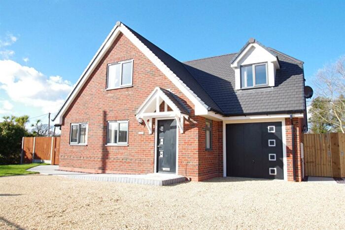 4 Bedroom Detached House To Rent In Hillway Road, Bembridge, PO35