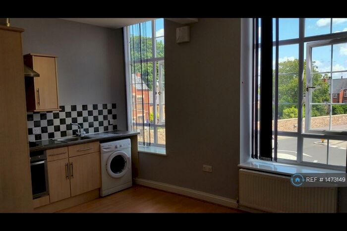 1 Bedroom Flat To Rent In The Byron Centre, Hucknall, NG15