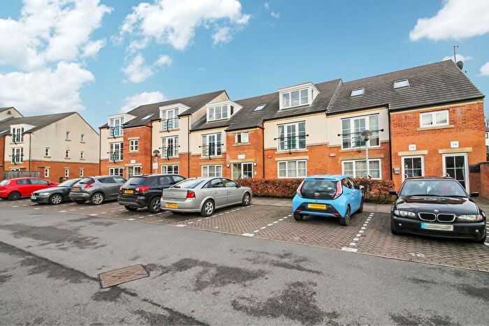 2 Bedroom Property To Rent In Henconner Lane, Bramley, Leeds, West Yorkshire, LS13