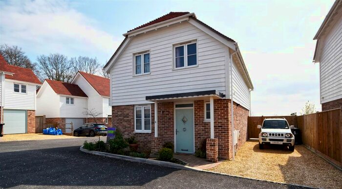 3 Bedroom Detached House For Sale In Chitcombe Road, Broad Oak, Rye, TN31