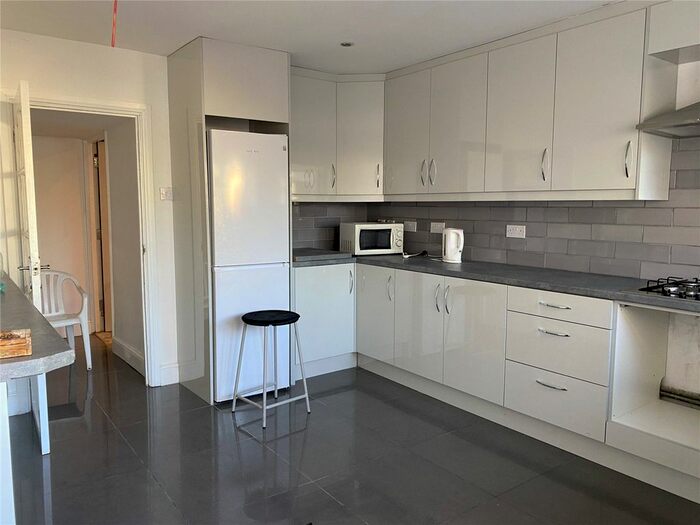 5 Bedroom Detached House To Rent In Reading Road, Winnersh, Wokingham, RG41