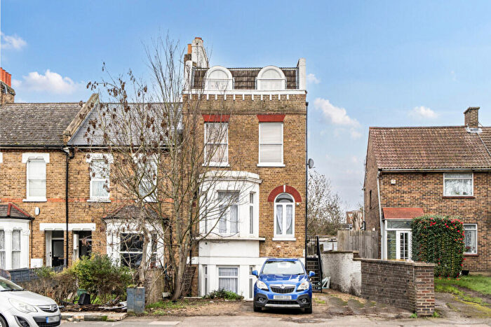 2 Bedroom Flat For Sale In Kent House Road, Sydenham, London, SE26
