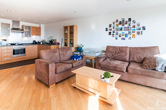 2 Bedroom Apartment To Rent In Quartz Apartments, Hall Street, Jewellery Quarter, Birmingham, B18