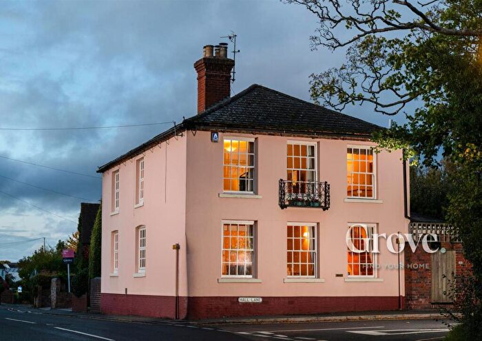 5 Bedroom Detached House For Sale In Hall Lane, Hagley, DY9