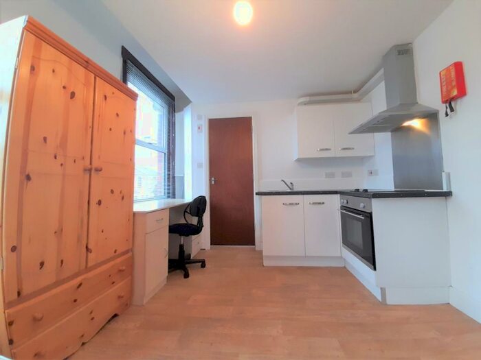 Studio To Rent In Fairfield Road, Edmonton, N18
