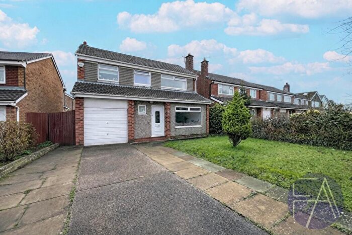 3 Bedroom Detached House For Sale In Gleneagles Drive, Southport, Merseyside, PR8