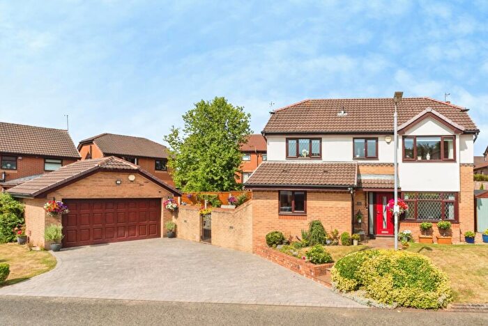 4 Bedroom Detached House For Sale In Hall Gate, Westhoughton, Bolton, Greater Manchester, BL5