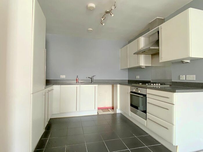 2 Bedroom Flat To Rent In Orme Road, Broadwater, Worthing, BN11