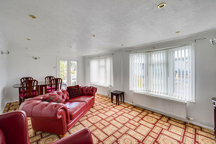 2 Bedroom Detached Bungalow For Sale In New Green Park, Coventry, CV2