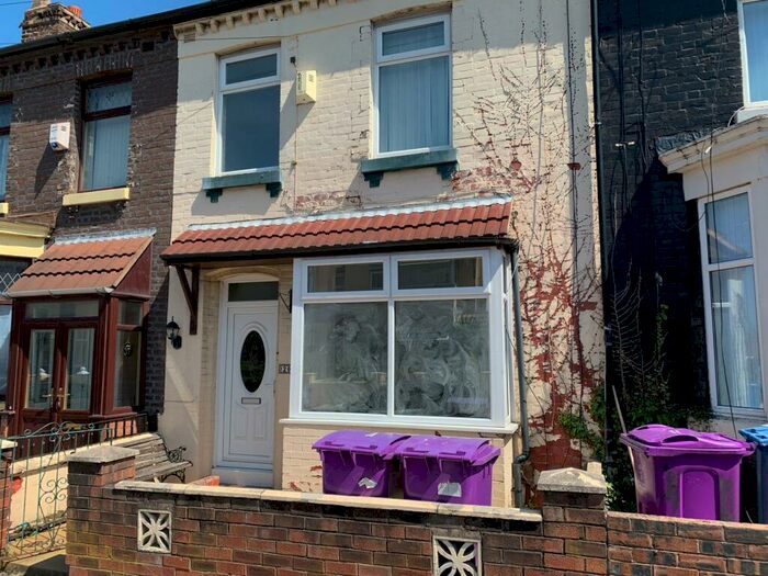 3 Bedroom House To Rent In Chester Road, L6