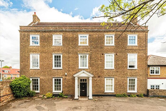 1 Bedroom Flat To Rent In Little Ealing Lane, Ealing, W5
