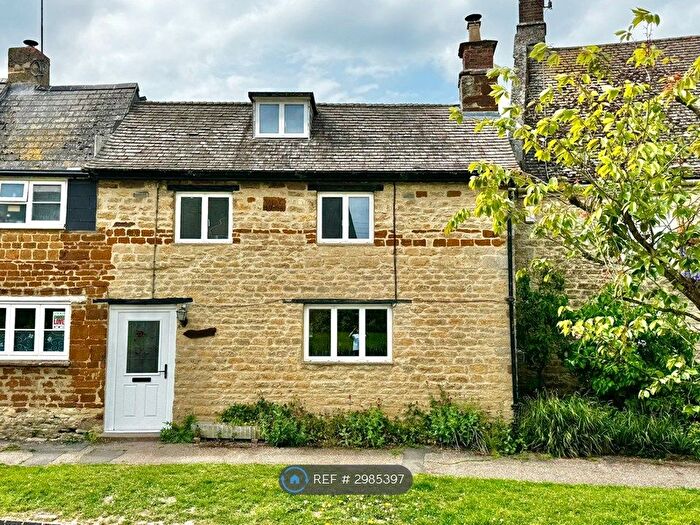 3 Bedroom End Terrace House To Rent In Manor Road, Banbury, OX17