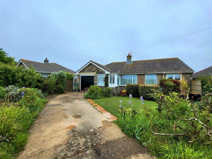 3 Bedroom Detached Bungalow To Rent In Galley Lane, Brighstone, PO30