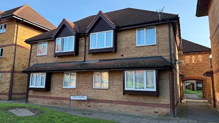 1 Bedroom Flat For Sale In Cook Square, Erith, Kent, DA8